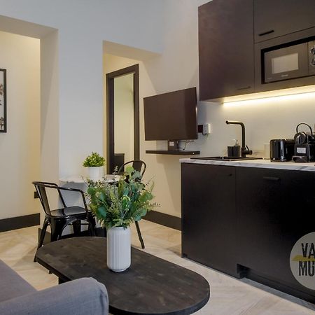 Iconic Apt En Plena Plaza Del Carmen Para 4Pax E3 Madrid Kültér fotó