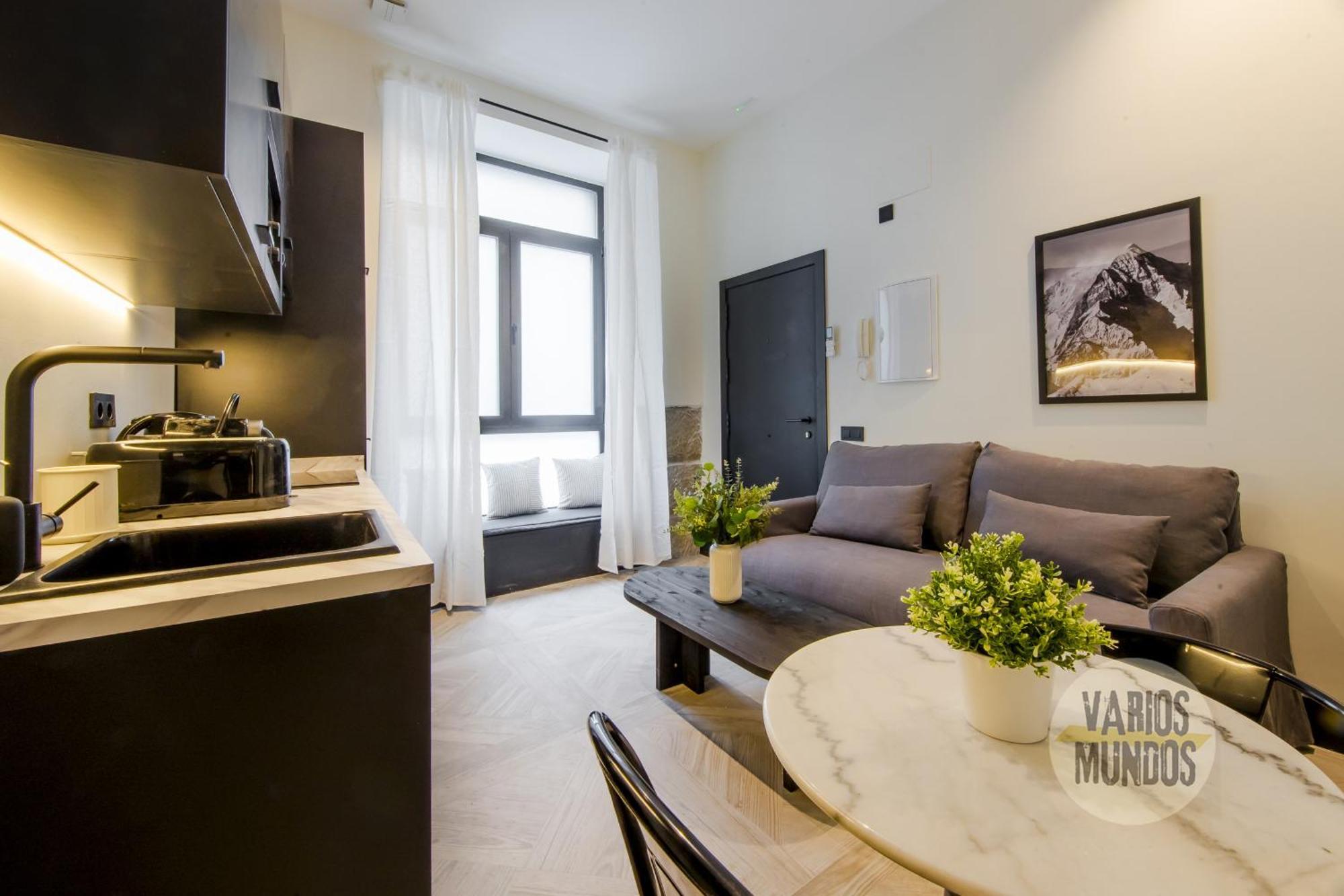 Iconic Apt En Plena Plaza Del Carmen Para 4Pax E3 Madrid Kültér fotó