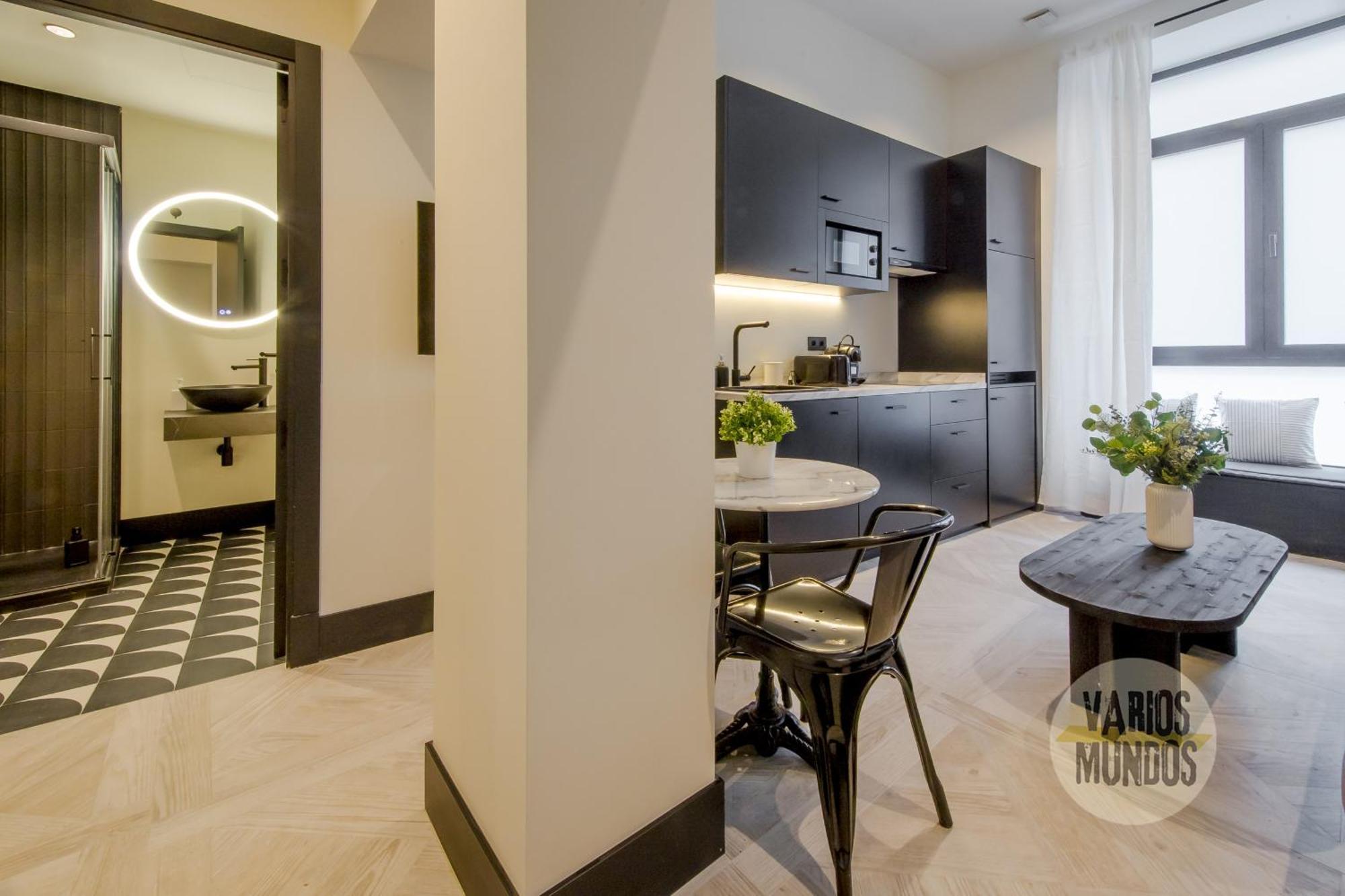 Iconic Apt En Plena Plaza Del Carmen Para 4Pax E3 Madrid Kültér fotó